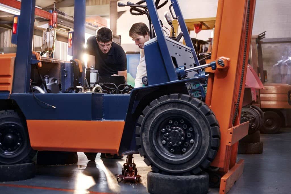 forkliftmaintenance-a12bdab0